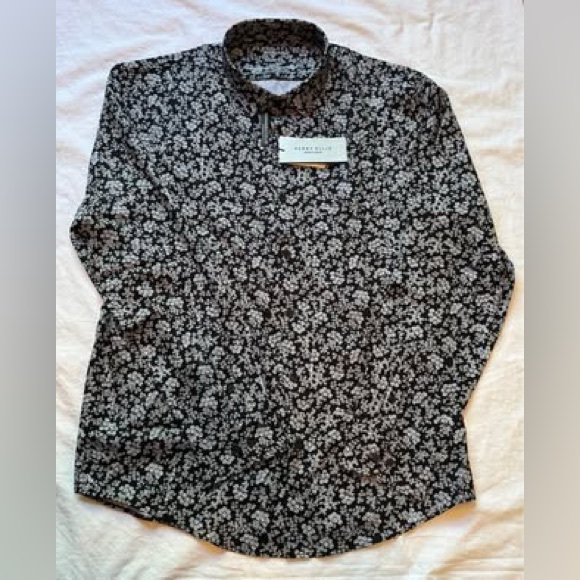 Perry Ellis Other - Perry Ellis‎ Black and White Floral Shirt